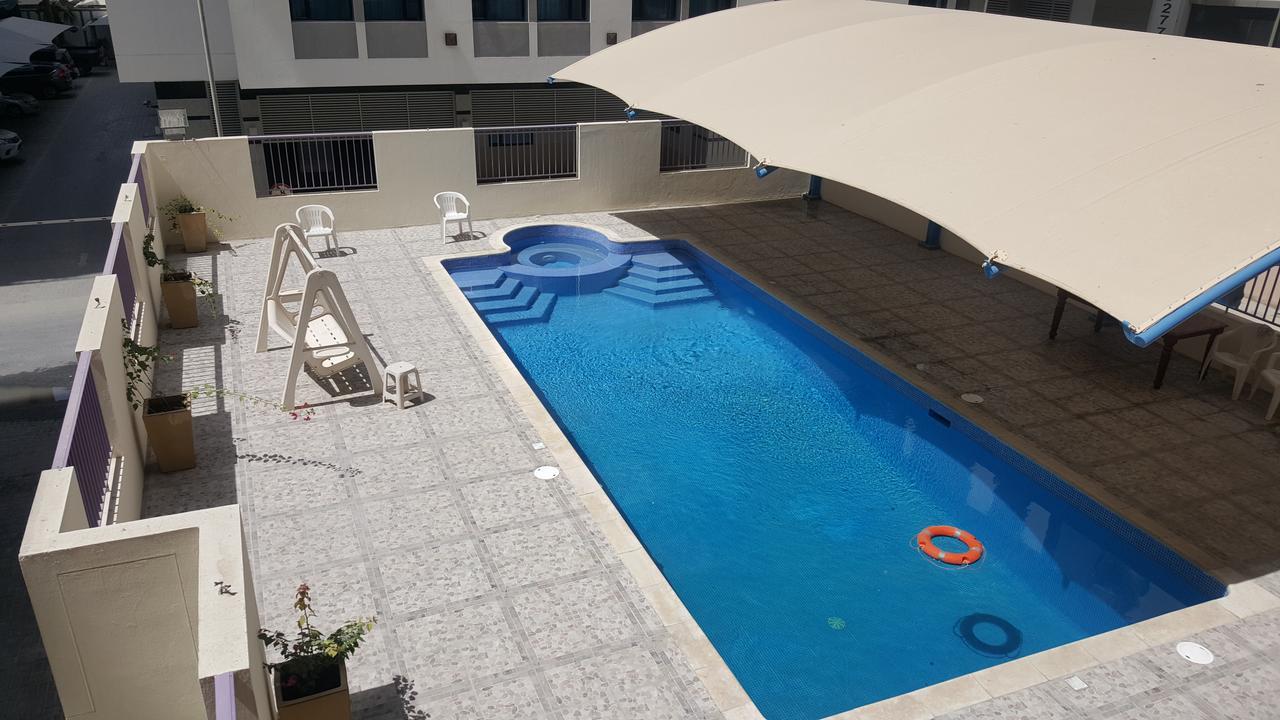 Symphony Tower Apartment Manama Exterior photo